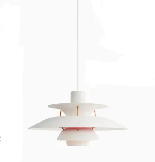 Lustre pendente minimalista multicamadas e multicolorido